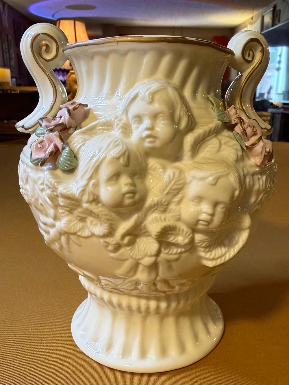 Stunning Vintage Porcelain Cherub & Rose Urn Vase